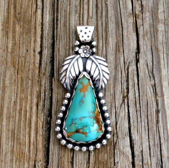 Natural Gemstone & Vintage Fine Jewelry - Picture 5 of 16